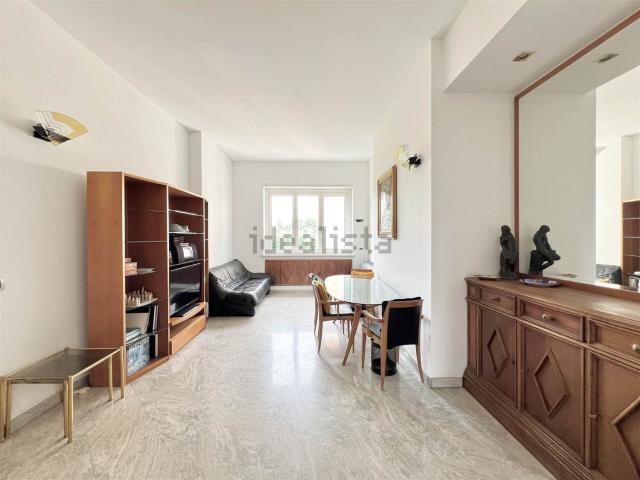 Appartamento in affitto a Municipio 2, Milano