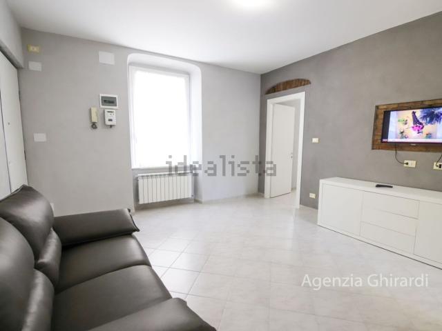 Appartamento in affitto a Medio Ponente, Serra Riccò