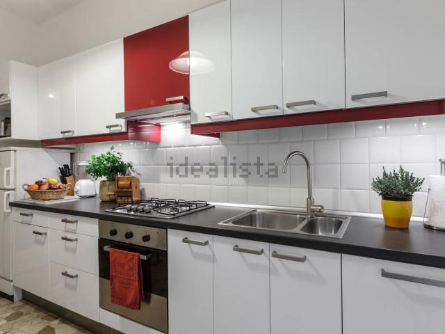 Appartamento in affitto a Centro storico, Milano