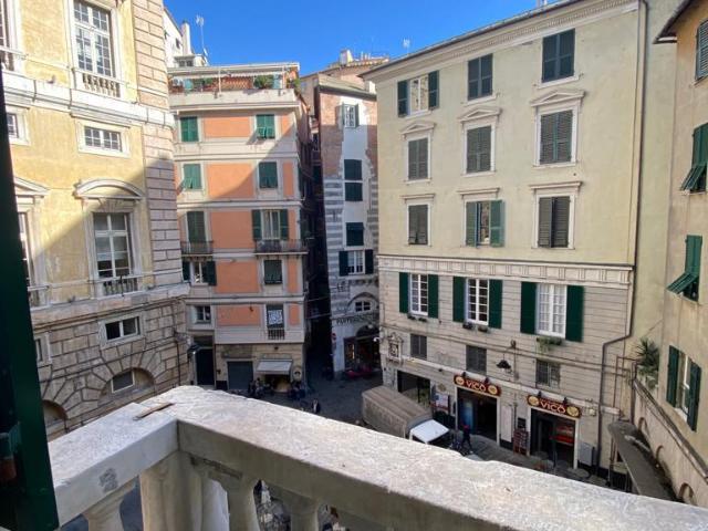 Appartamento in affitto a Centro Est, Serra Riccò