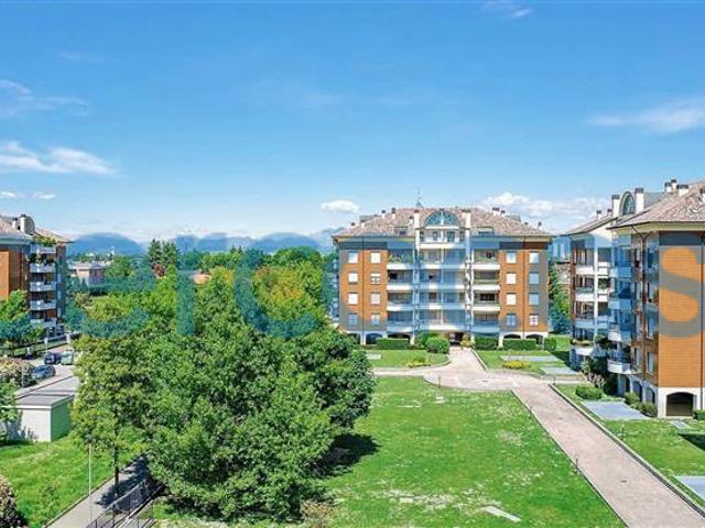 Appartamento in affitto a Agrate Brianza, Lombardia