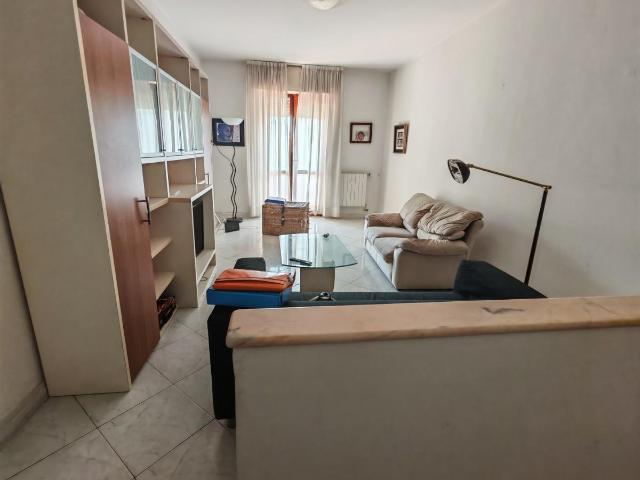 Appartamento in affitto a Carrara, Toscana