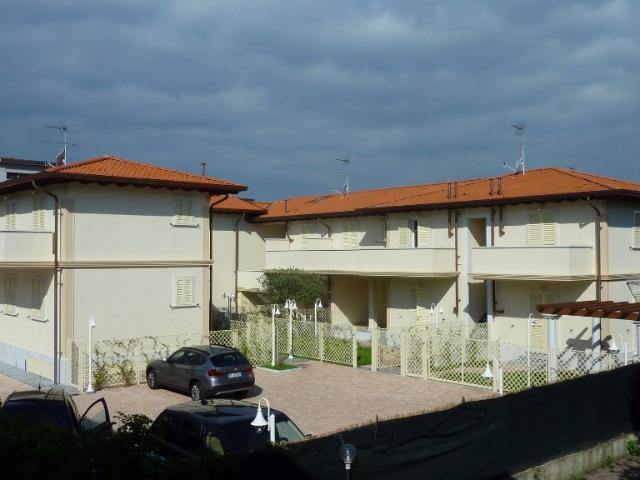 Appartamento in affitto a Marina di Massa, Marina Di Massa