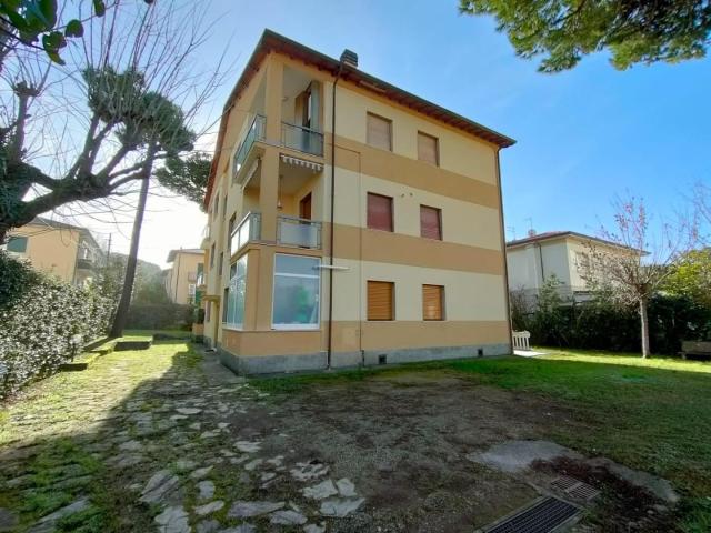 Appartamento in affitto a Marina di Massa, Marina Di Massa
