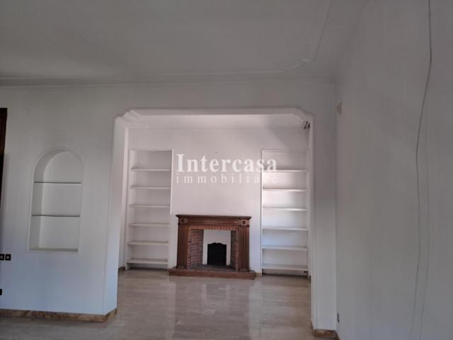 Appartamento in affitto a Porta a Lucca, Pisa