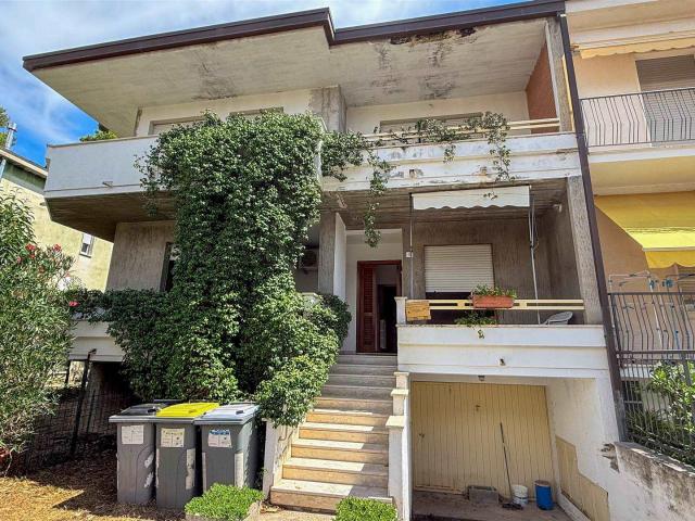 Appartamento in affitto a Foligno, Umbria