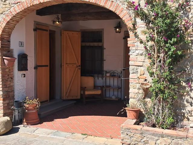 Appartamento in affitto a La Serra, Carmignano