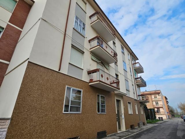 Appartamento in affitto a Ferrara, Reggio Emilia