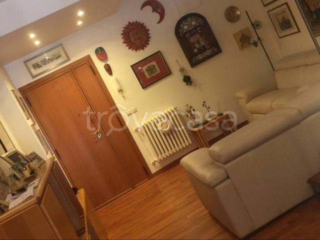 Appartamento in affitto a Municipio 1, Puglia