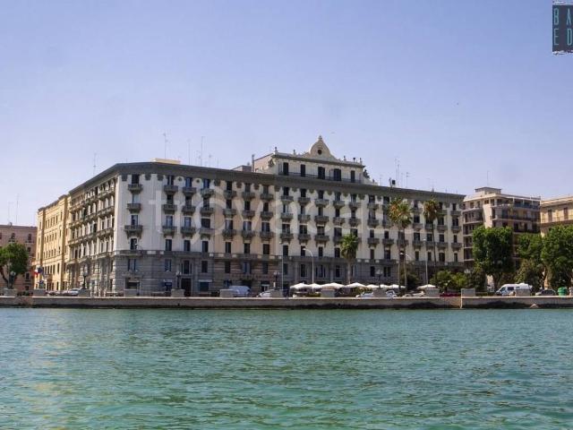 Appartamento in affitto a Municipio 1, Puglia