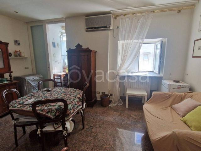 Appartamento in affitto a Municipio 1, Puglia