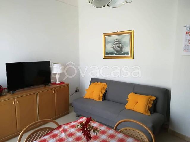 Appartamento in affitto a Puglia, Barletta-andria-trani