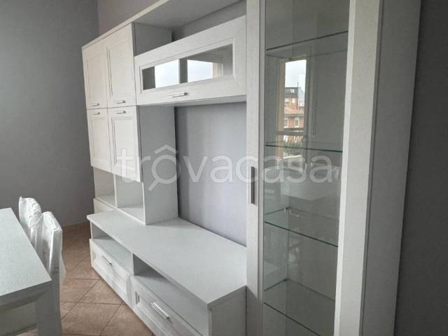Appartamento in affitto a Binasco, Milano