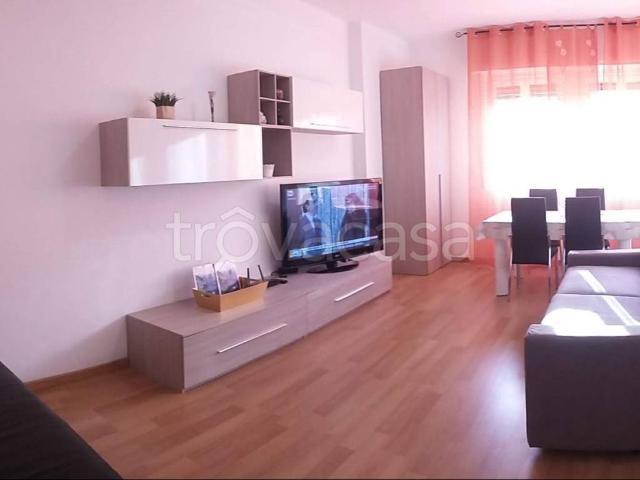 Appartamento in affitto a Canton Sciattin, Bollate