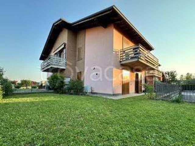 Appartamento in affitto a Bonate Sopra, Lombardia