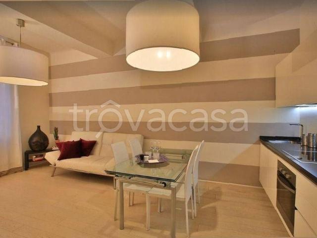 Appartamento in affitto a Zona Sud, Brescia