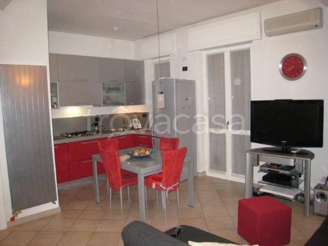 Appartamento in affitto a Zona Centro, Brescia