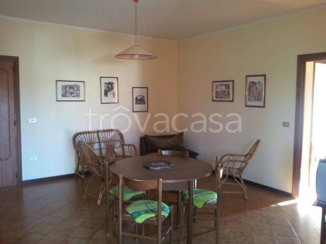 Appartamento in affitto a San Leo, Calabria