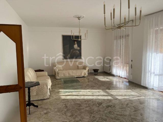 Appartamento in affitto a Centro, Puglia