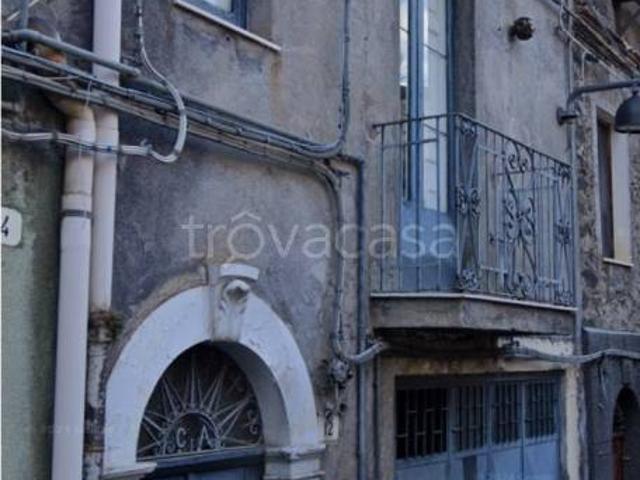 Appartamento in affitto a Bronte, Sicilia