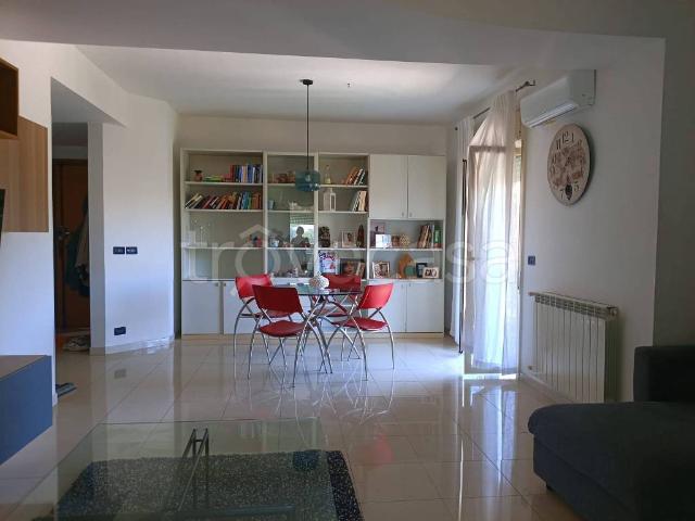 Appartamento in affitto a Semini, Caltagirone