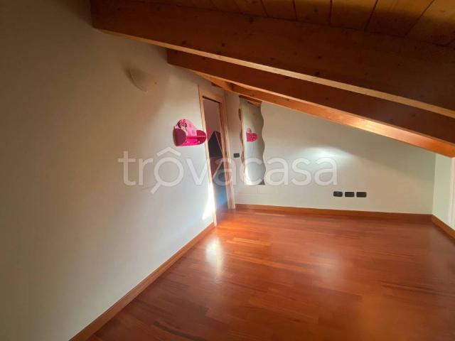 Appartamento in affitto a Cambiago, Lombardia