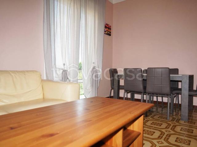 Appartamento in affitto a Carasco, Liguria