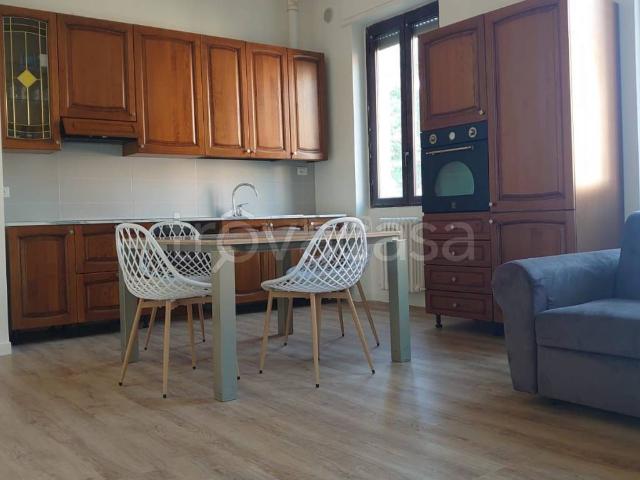 Appartamento in affitto a Carate Brianza, Lombardia