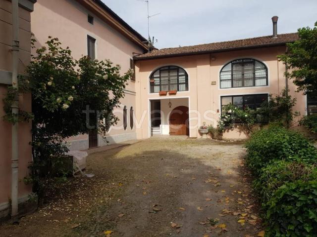 Appartamento in affitto a Casalpusterlengo, Zorlesco