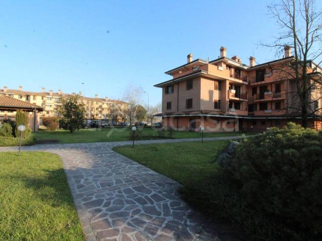 Appartamento in affitto a Casarile, Milano