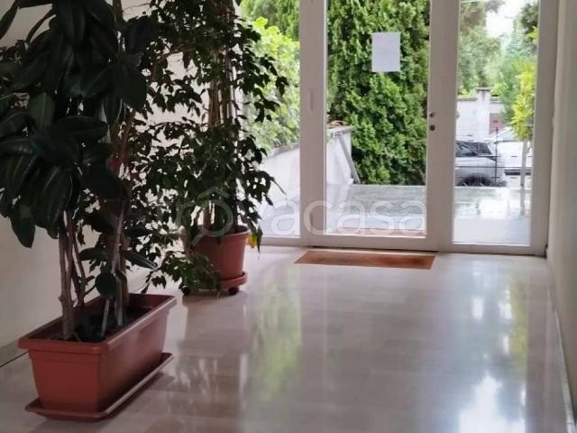 Appartamento in affitto a Castegnate, Castellanza
