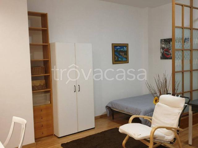 Appartamento in affitto a Castegnate, Castellanza
