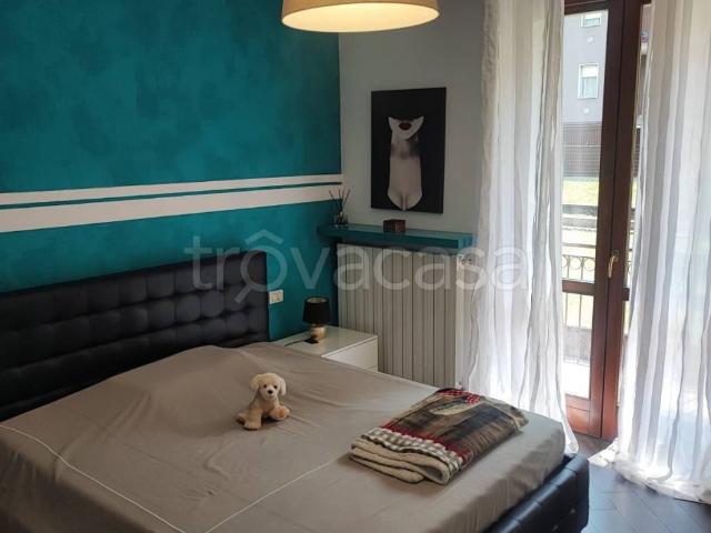 Appartamento in affitto a Cene, Lombardia