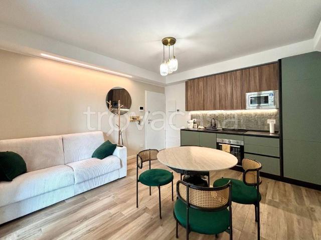 Appartamento in affitto a Cesano Maderno, Lombardia