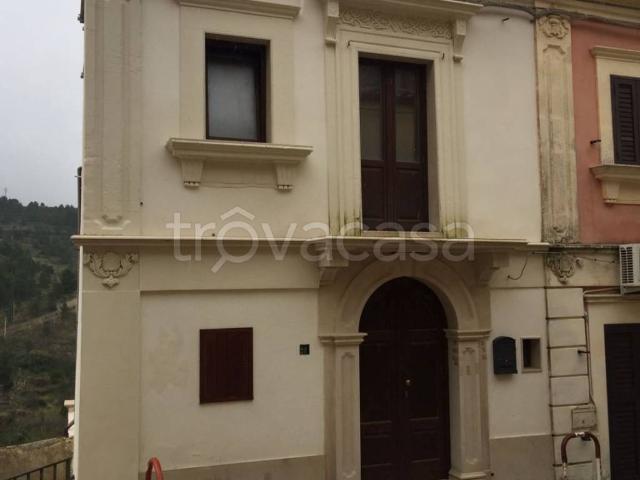 Appartamento in affitto a Chiaramonte Gulfi, Sicilia