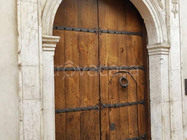 Appartamento in affitto a Chiaromonte, Basilicata