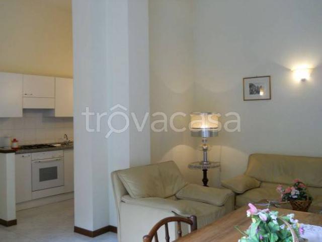 Appartamento in affitto a La Collina, Chiusi Città