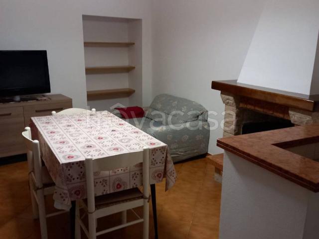 Appartamento in affitto a Pozzo, Marche