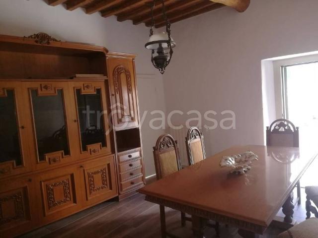 Appartamento in affitto a Civitella Paganico, Pari