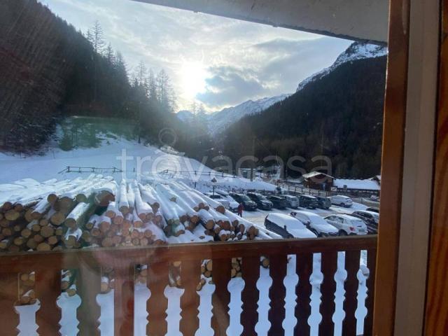 Appartamento in affitto a Cogne, Aosta