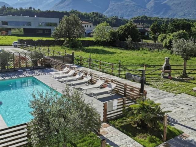 Appartamento in affitto a Colico, Lombardia