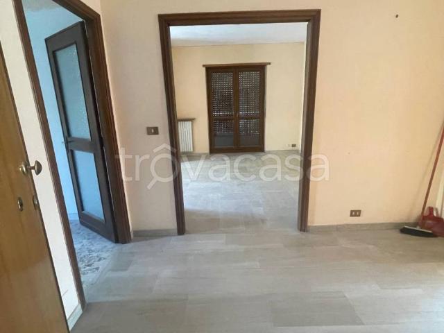 Appartamento in affitto a Leumann, Piemonte