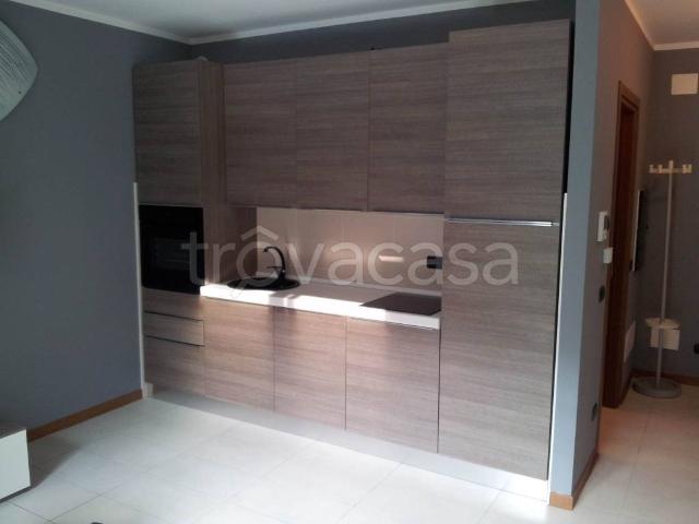 Appartamento in affitto a Como, Lombardia