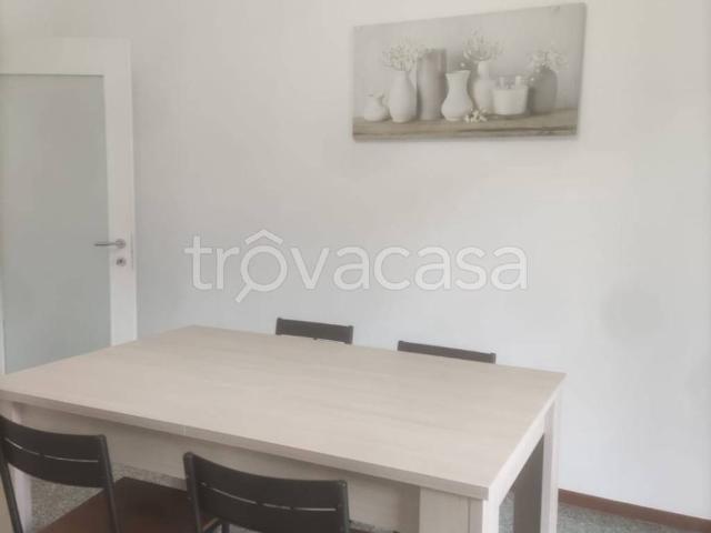 Appartamento in affitto a Como, Lombardia