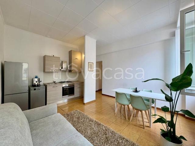 Appartamento in affitto a Borgovico, Como