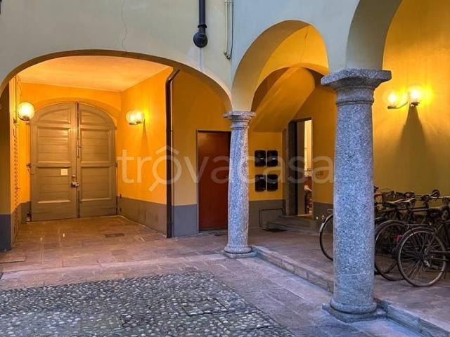 Appartamento in affitto a San Bartolomeo, Como