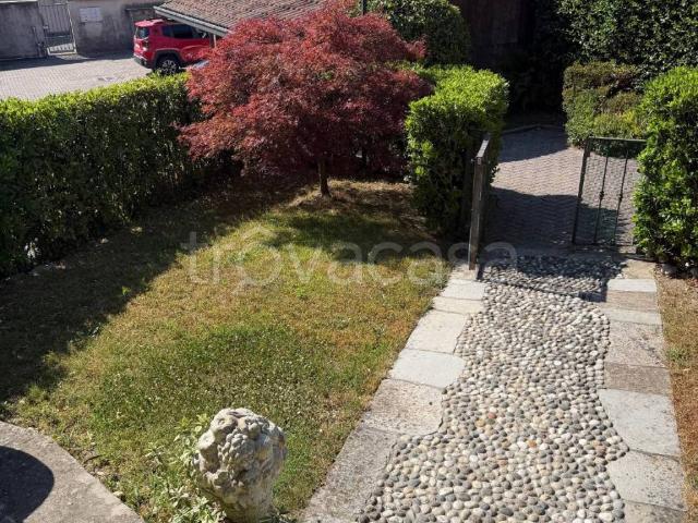 Appartamento in affitto a San Martino, Como