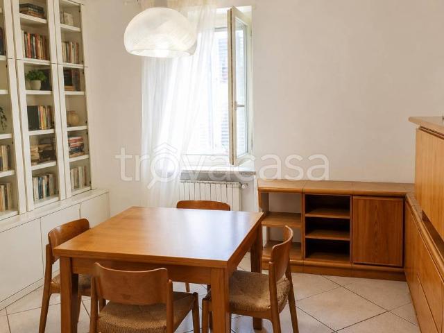 Appartamento in affitto a Como, Lombardia