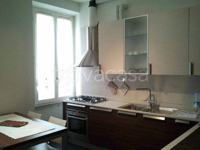 Appartamento in affitto a Sant'Agostino, Como