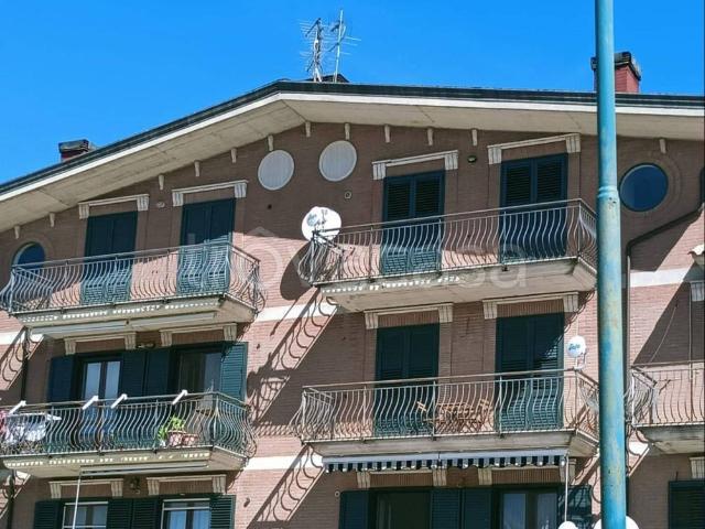 Appartamento in affitto a Contrada, Campania